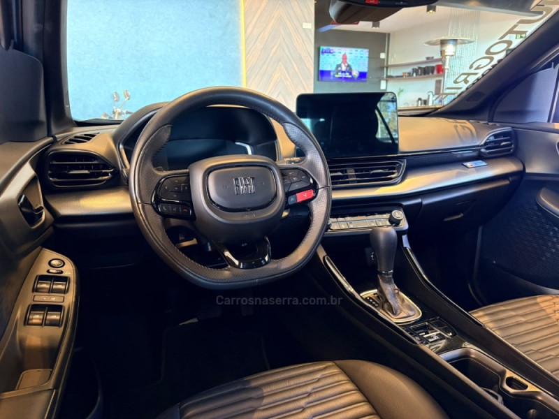 FASTBACK 1.3 LIMITED EDITION 270 TURBO FLEX 4P AUTOMÁTICO - 2023 - CAMPO BOM