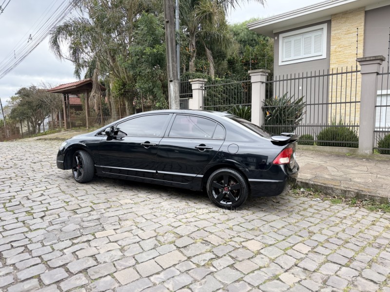 CIVIC 1.8 LXS 16V FLEX 4P MANUAL - 2008 - CAXIAS DO SUL