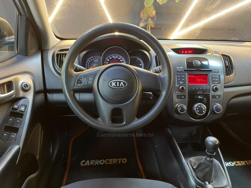 CERATO 1.6 EX3 SEDAN 16V GASOLINA 4P MANUAL - 2011 - NOVO HAMBURGO