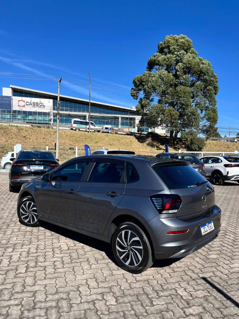 POLO 1.0 170 TSI 12V HIGHLINE FLEX 4P AUTOMÁTICO - 2024 - CAXIAS DO SUL