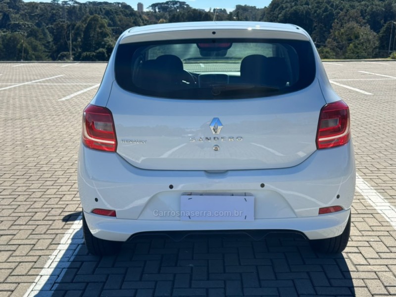 SANDERO 1.0 EXPRESSION 16V FLEX 4P MANUAL - 2015 - CAXIAS DO SUL