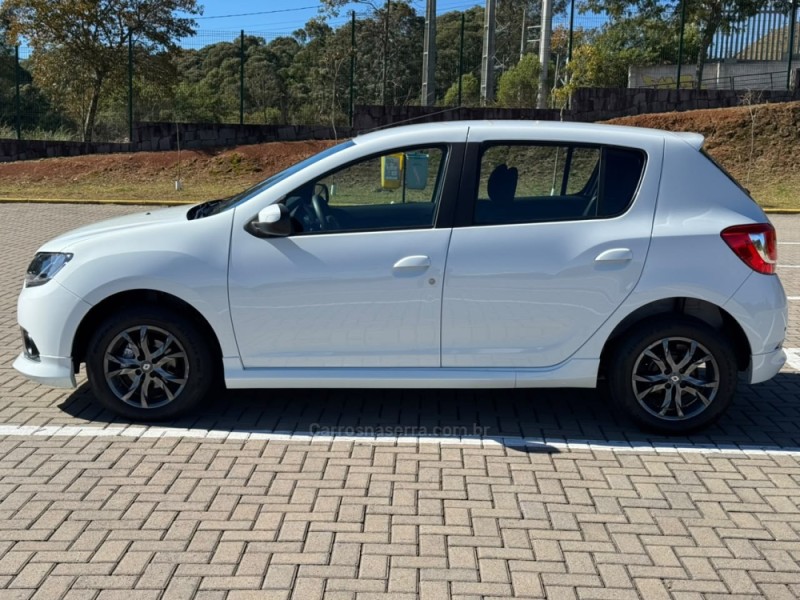 SANDERO 1.0 EXPRESSION 16V FLEX 4P MANUAL - 2015 - CAXIAS DO SUL