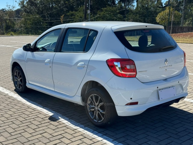 SANDERO 1.0 EXPRESSION 16V FLEX 4P MANUAL - 2015 - CAXIAS DO SUL