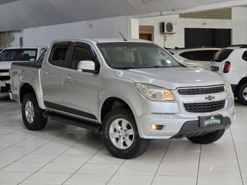 S10 2.5 LT 4X2 CD 16V FLEX 4P MANUAL - 2015 - SAPUCAIA DO SUL