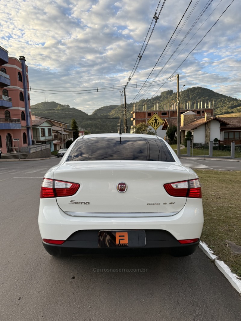 SIENA 1.6 MPI ESSENCE 16V FLEX 4P MANUAL - 2016 - NOVA ARAçá