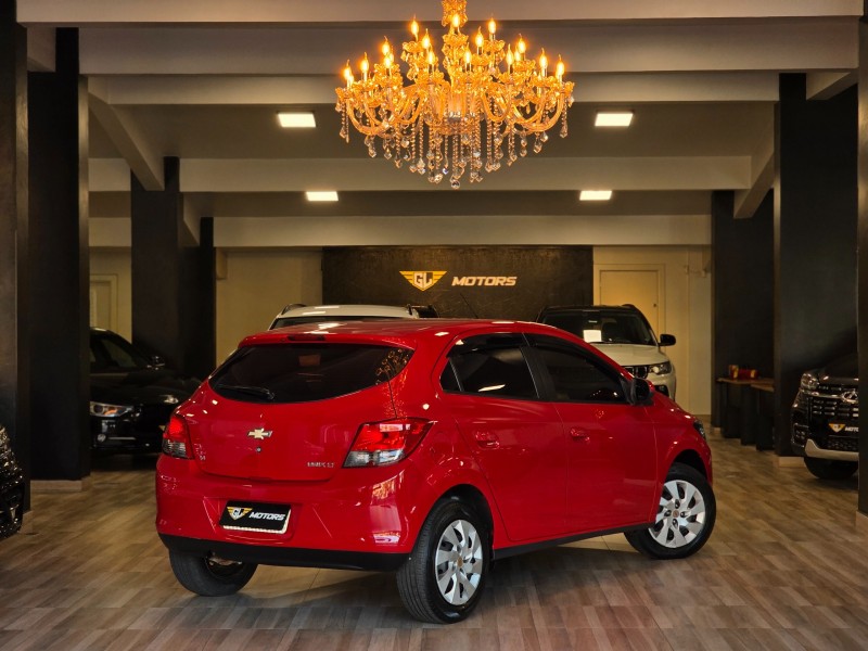 ONIX 1.4 MPFI LT 8V FLEX 4P MANUAL - 2015 - CAXIAS DO SUL