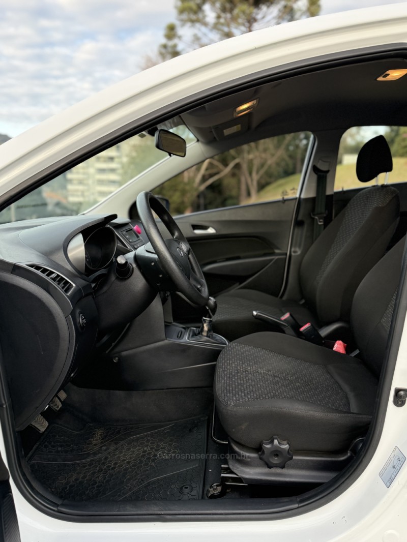 HB20 1.0 COMFORT 16V FLEX 4P MANUAL - 2017 - NOVA ARAçá