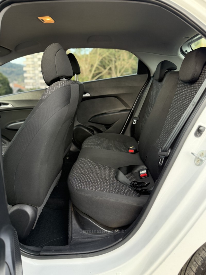 HB20 1.0 COMFORT 16V FLEX 4P MANUAL - 2017 - NOVA ARAçá