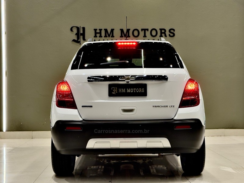TRACKER 1.8 MPFI LTZ 4X2 16V FLEX 4P AUTOMÁTICO - 2015 - CAXIAS DO SUL