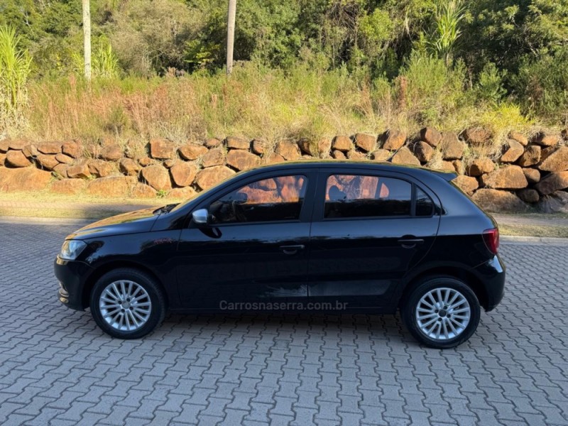 GOL 1.0 MI ROCK IN RIO 8V FLEX 4P MANUAL - 2016 - IVOTI