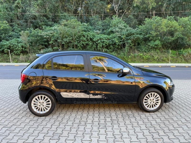 GOL 1.0 MI ROCK IN RIO 8V FLEX 4P MANUAL - 2016 - IVOTI