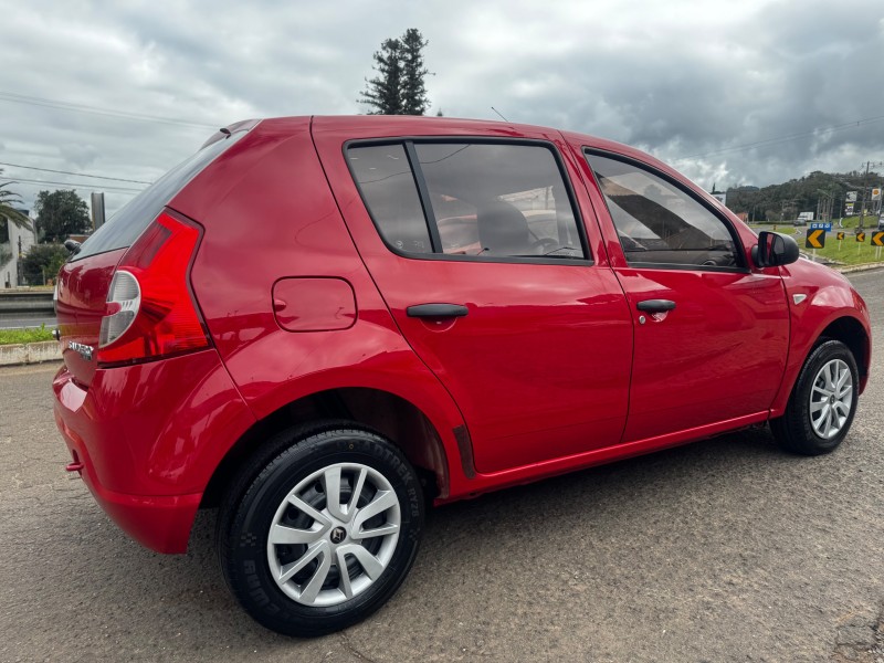 SANDERO 1.0 AUTHENTIQUE 16V FLEX 4P MANUAL - 2011 - DOIS IRMãOS