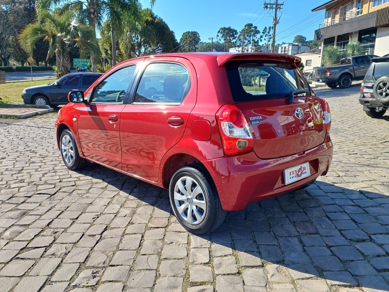 ETIOS 1.3 XS 16V FLEX 4P MANUAL - 2013 - FLORES DA CUNHA