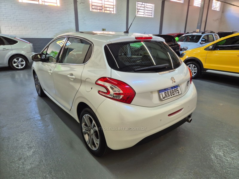 208 1.6 GRIFFE 16V FLEX 4P AUTOMÁTICO - 2015 - GARIBALDI