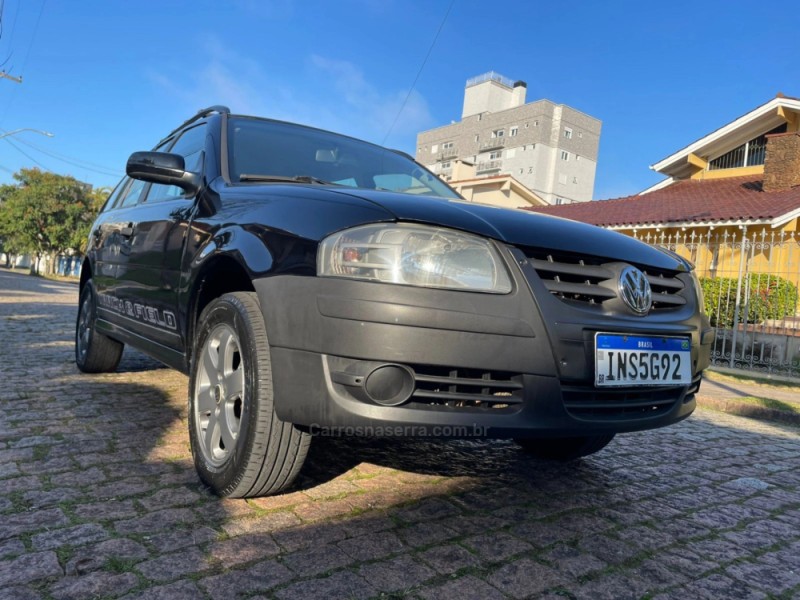PARATI 1.6 MI TRACK & FIELD 8V FLEX 4P MANUAL G.IV - 2007 - PORTO ALEGRE