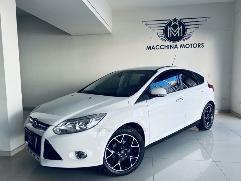 FOCUS 2.0 TITANIUM HATCH 16V FLEX 4P AUTOMÁTICO - 2015 - CAXIAS DO SUL