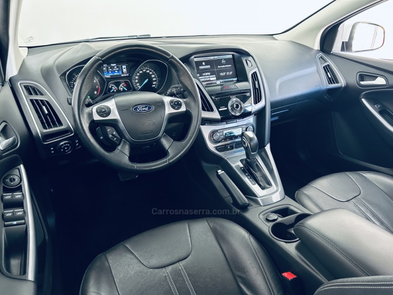 FOCUS 2.0 TITANIUM HATCH 16V FLEX 4P AUTOMÁTICO - 2015 - CAXIAS DO SUL