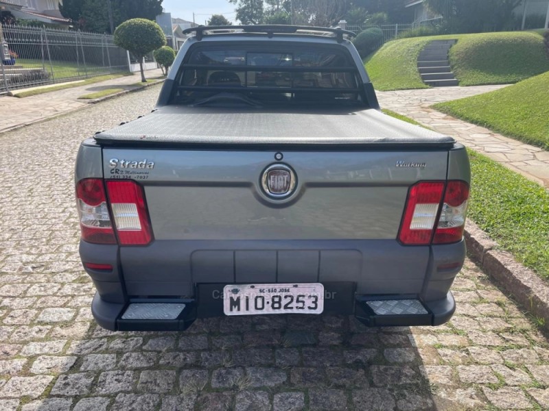 STRADA 1.4 MPI WORKING CE 8V FLEX 2P MANUAL - 2012 - PORTO ALEGRE