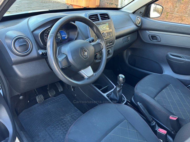 KWID 1.0 12V SCE FLEX ZEN MANUAL - 2022 - GUAPORé