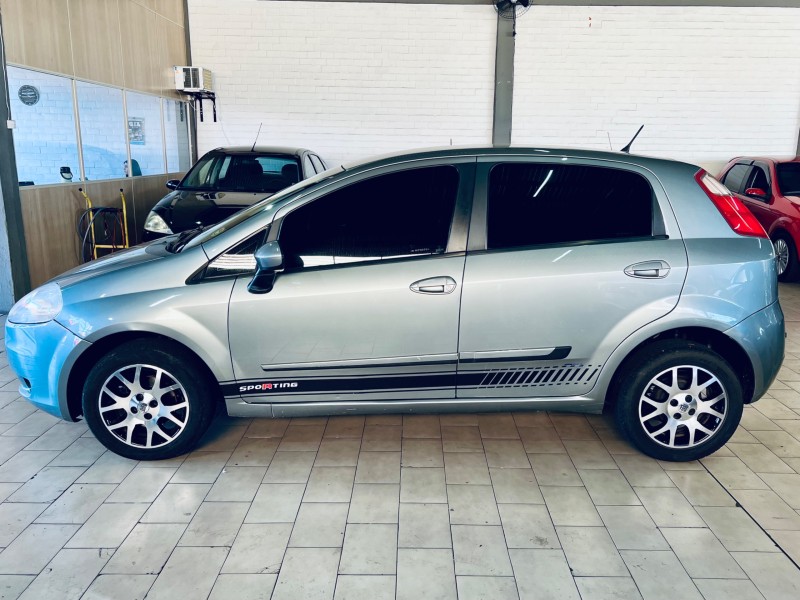 PUNTO 1.4 ELX 8V FLEX 4P MANUAL - 2010 - CAXIAS DO SUL