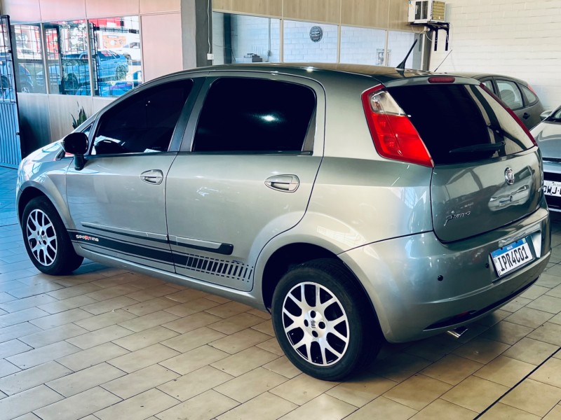 PUNTO 1.4 ELX 8V FLEX 4P MANUAL - 2010 - CAXIAS DO SUL