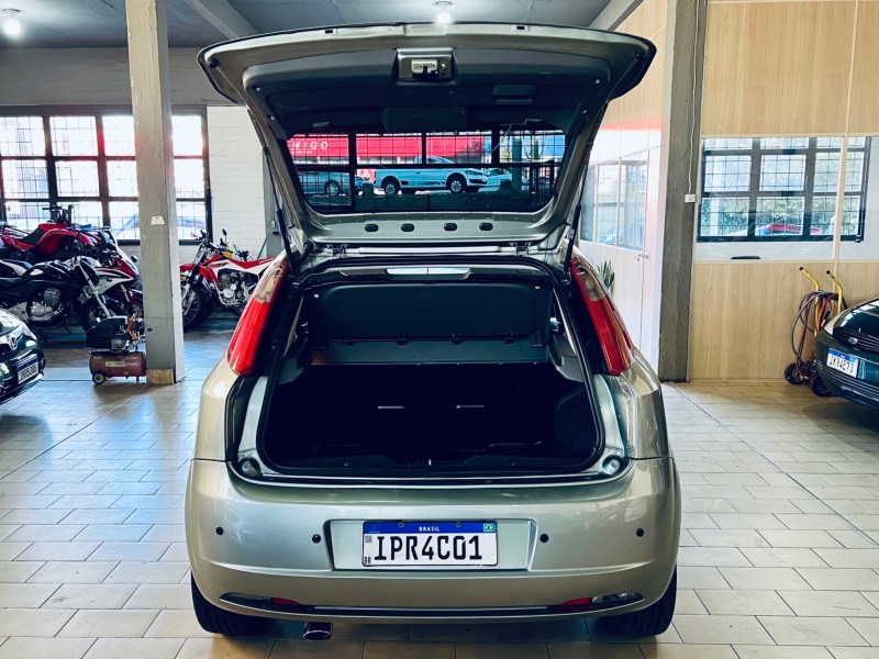 PUNTO 1.4 ELX 8V FLEX 4P MANUAL - 2010 - CAXIAS DO SUL