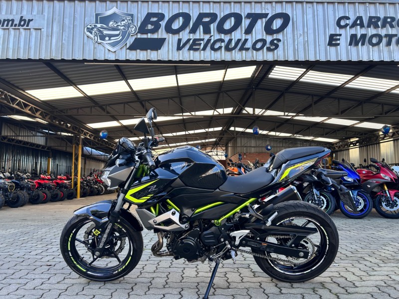 Z400 