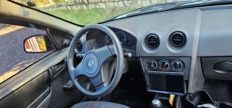 CELTA 1.0 MPFI LIFE 8V FLEX 2P MANUAL - 2011 - IVOTI