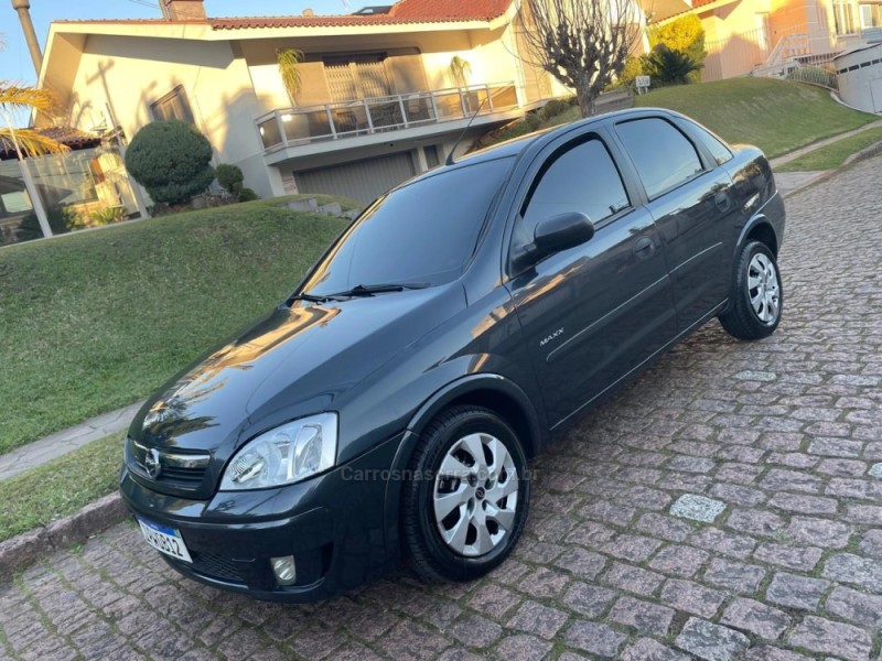 corsa 1.4 mpfi maxx sedan 8v flex 4p manual 2009 porto alegre