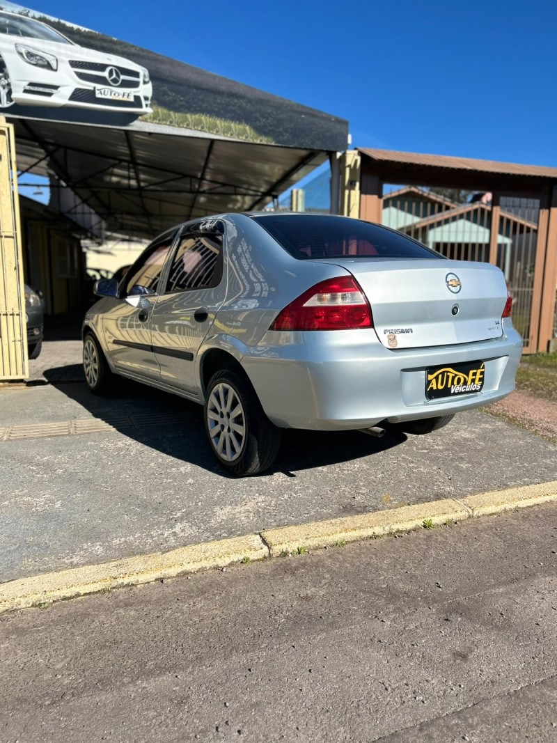 PRISMA 1.4 MPFI JOY 8V FLEX 4P MANUAL - 2009 - CANELA