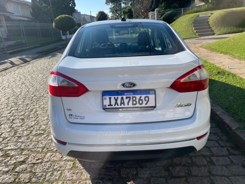 FIESTA 1.6 SE SEDAN 16V FLEX 4P MANUAL - 2016 - PORTO ALEGRE
