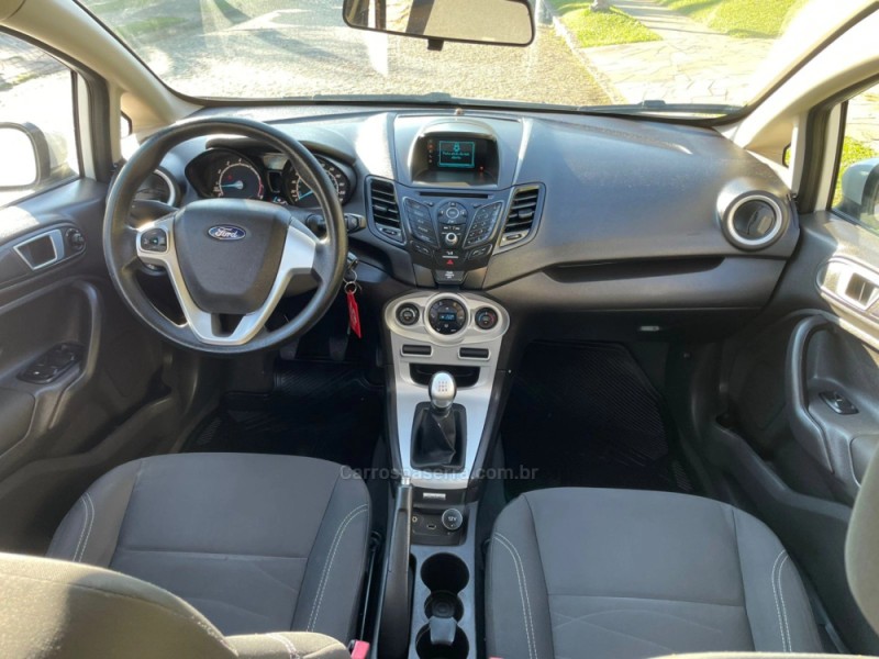 FIESTA 1.6 SE SEDAN 16V FLEX 4P MANUAL - 2016 - PORTO ALEGRE