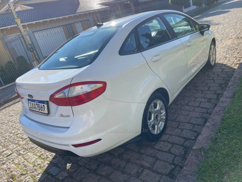 FIESTA 1.6 SE SEDAN 16V FLEX 4P MANUAL - 2016 - PORTO ALEGRE
