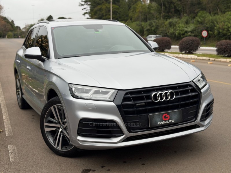 Q5 2.0 TFSI S LINE BLACK QUATTRO S TRONIC GASOLINA 4P - 2019 - NOVA PRATA