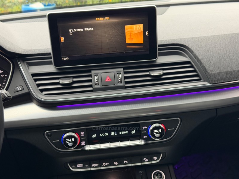 Q5 2.0 TFSI S LINE BLACK QUATTRO S TRONIC GASOLINA 4P - 2019 - NOVA PRATA