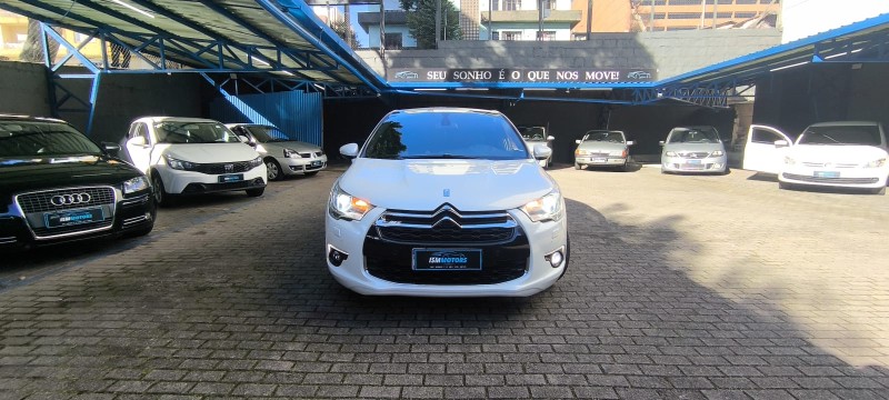 DS4 1.6 THP GASOLINA 4P AUTOMÁTICO - 2014 - CAXIAS DO SUL