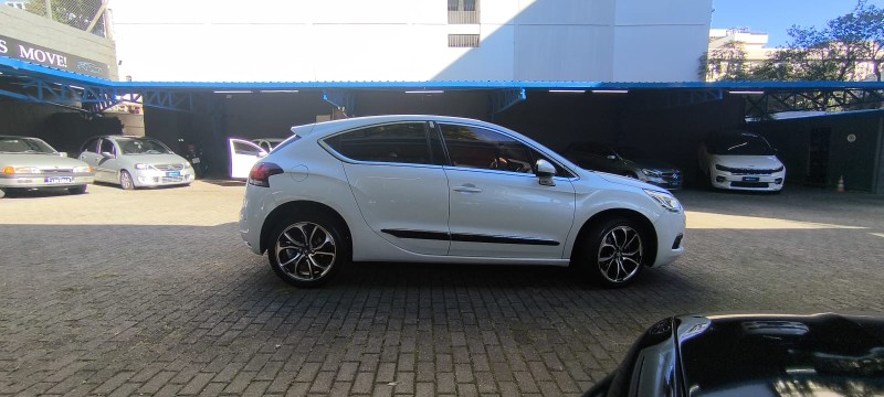 DS4 1.6 THP GASOLINA 4P AUTOMÁTICO - 2014 - CAXIAS DO SUL