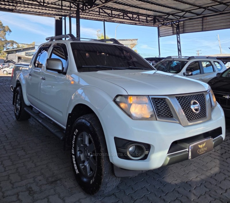 frontier 2.5 se attack 4x4 cd turbo eletronic diesel 4p manual 2014 caxias do sul