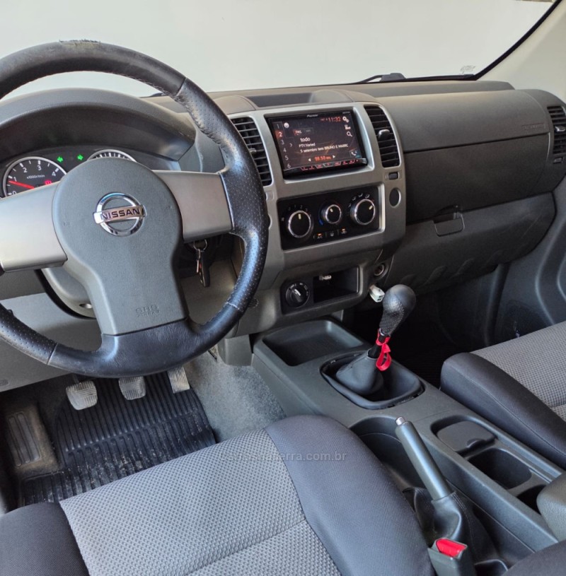FRONTIER 2.5 SE ATTACK 4X4 CD TURBO ELETRONIC DIESEL 4P MANUAL - 2014 - CAXIAS DO SUL