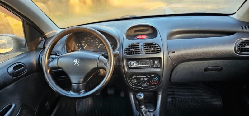206 1.4 PRESENCE 8V GASOLINA 4P MANUAL - 2008 - IVOTI