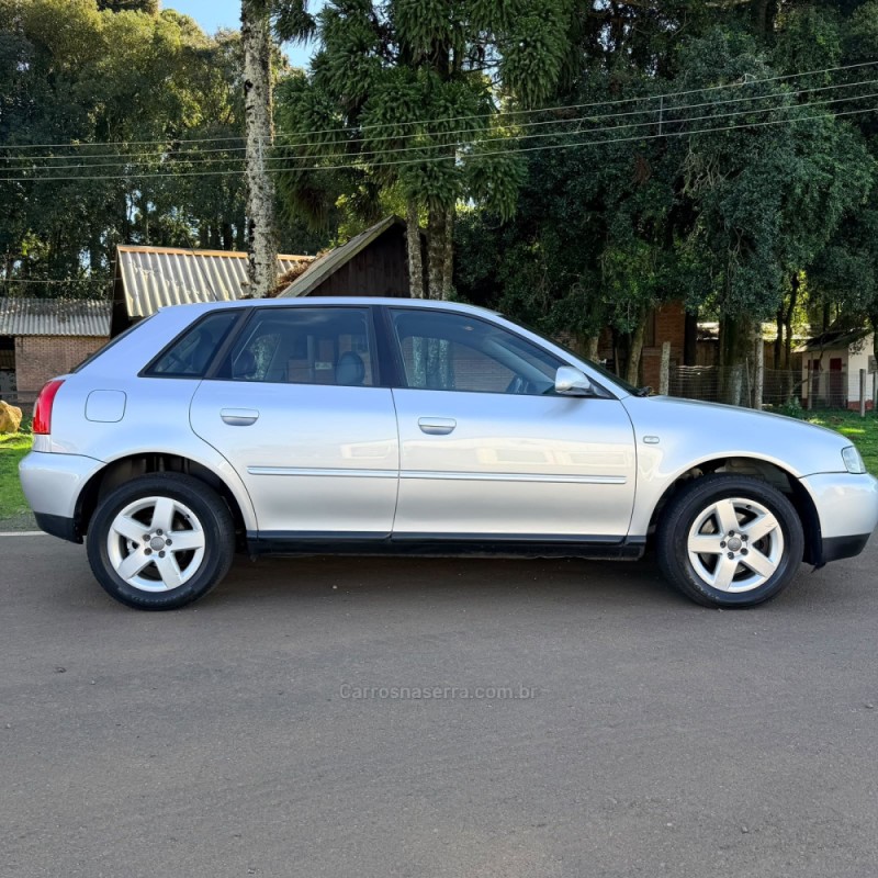A3 1.8 20V GASOLINA 4P MANUAL - 2005 - VACARIA