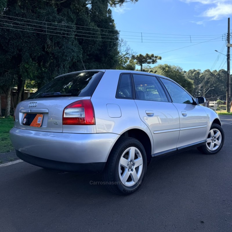 A3 1.8 20V GASOLINA 4P MANUAL - 2005 - VACARIA