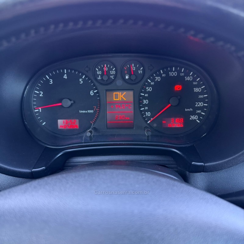 A3 1.8 20V GASOLINA 4P MANUAL - 2005 - VACARIA