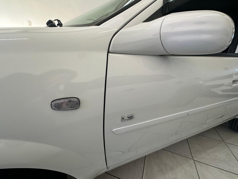 CLASSIC 1.0 MPFI LS 8V FLEX 4P MANUAL - 2012 - CAXIAS DO SUL