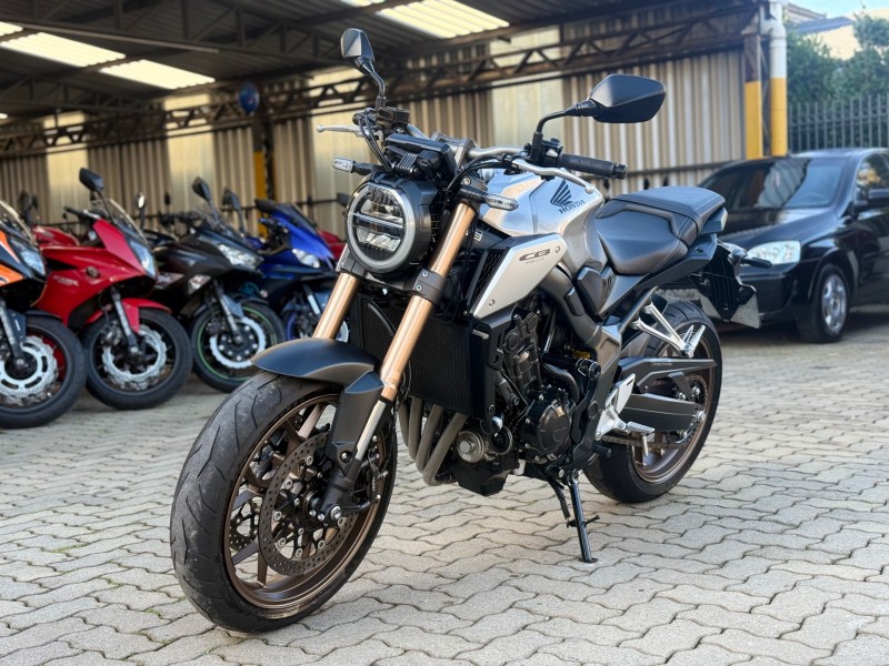 CB 650R  - 2021 - BENTO GONçALVES