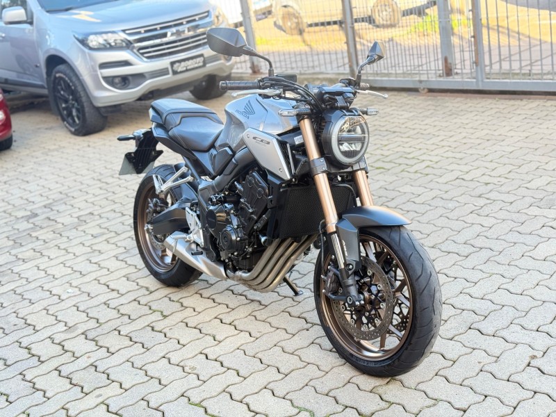 CB 650R  - 2021 - BENTO GONçALVES