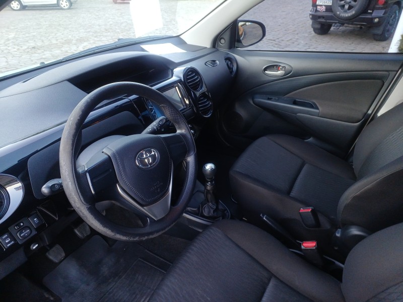 ETIOS 1.3 X 16V FLEX 4P MANUAL - 2020 - FLORES DA CUNHA