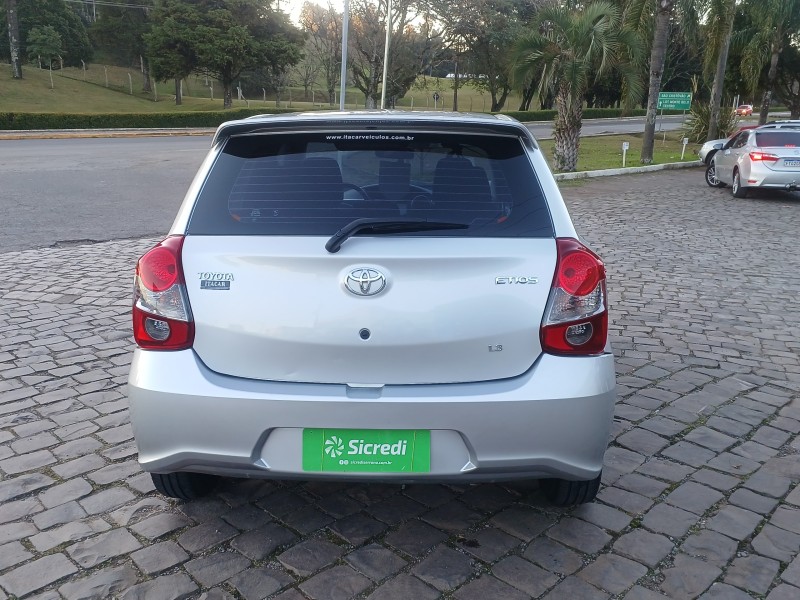 ETIOS 1.3 X 16V FLEX 4P MANUAL - 2020 - FLORES DA CUNHA