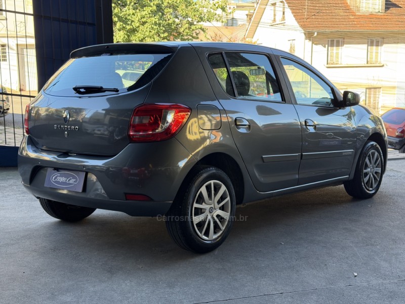 SANDERO 1.6 EXPRESSION 8V FLEX 4P MANUAL - 2017 - CAXIAS DO SUL
