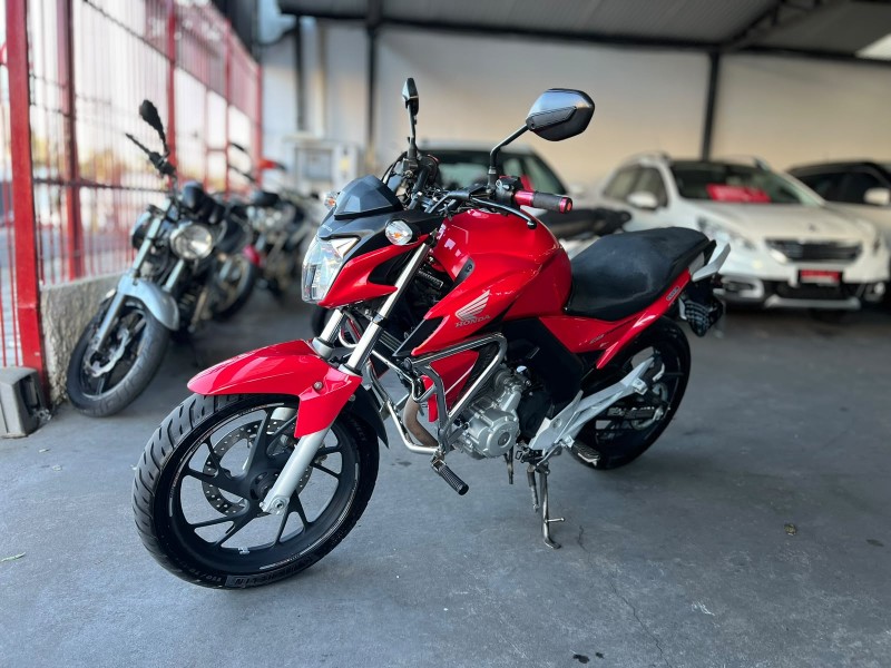 cb 250f twister  2016 caxias do sul